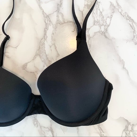 Victoria’s Secret Black Bra - Picture 2 of 6